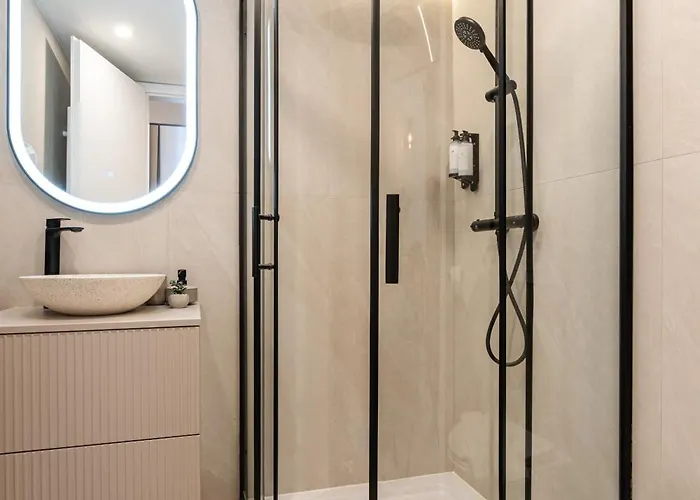 E22 - Boutique Apartments, Location By Bqa Apartament *