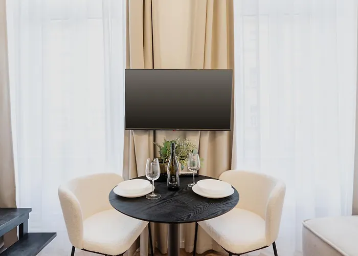E22 - Boutique Apartments, Location By Bqa Apartament *