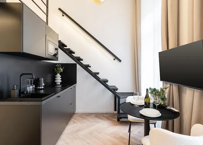 E22 - Boutique Apartments, Location By Bqa Apartament