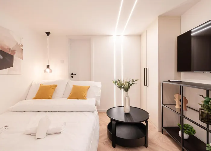 E22 - Boutique Apartments, Location By Bqa