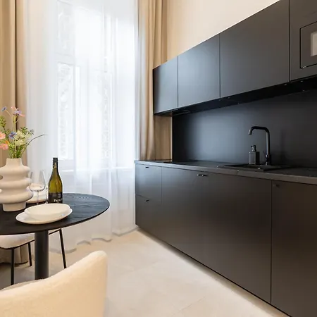 Appartement E22 - Boutique Apartments, Location By Bqa Budapest